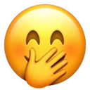 Visage avec une main sur la bouche